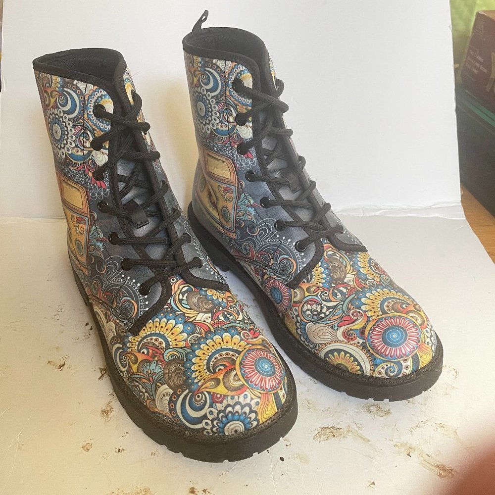 Unisex Printed peace boots